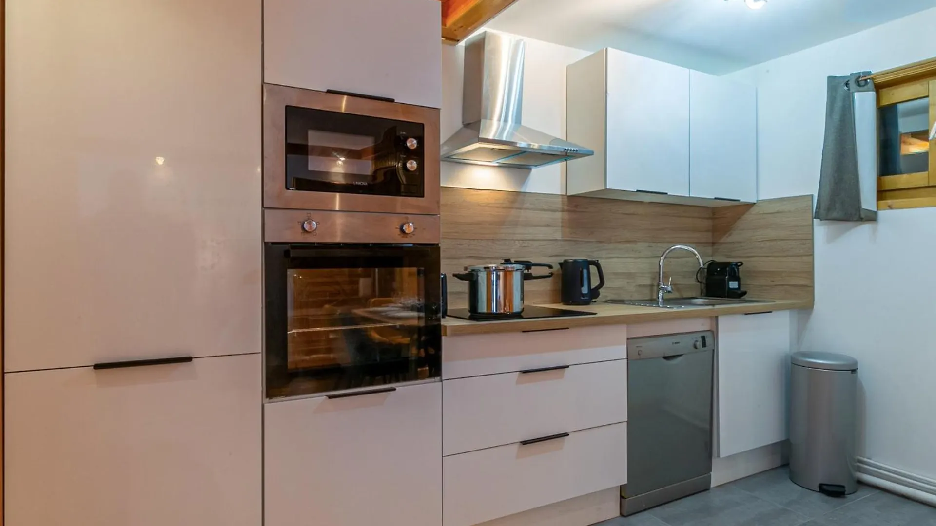 Apartment Appartement Elegant Avec Wifi, Au Centre, Pied Des Pistes, Parking Couvert, Balcon Sud/Est, 6 Pers. - Fr-1-694-98 Val-d'Isere France