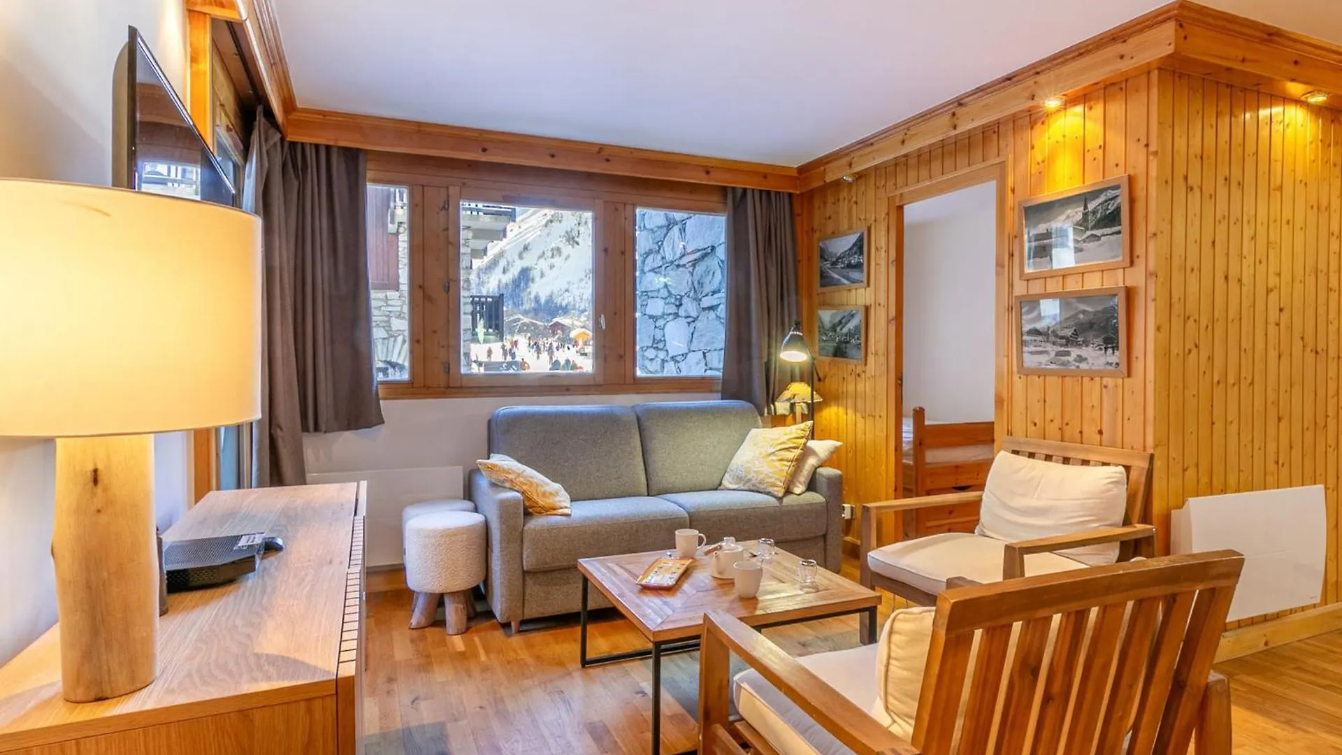 Appartement Elegant Avec Wifi, Au Centre, Pied Des Pistes, Parking Couvert, Balcon Sud/Est, 6 Pers. - Fr-1-694-98 Val-dʼIsère Frankrike