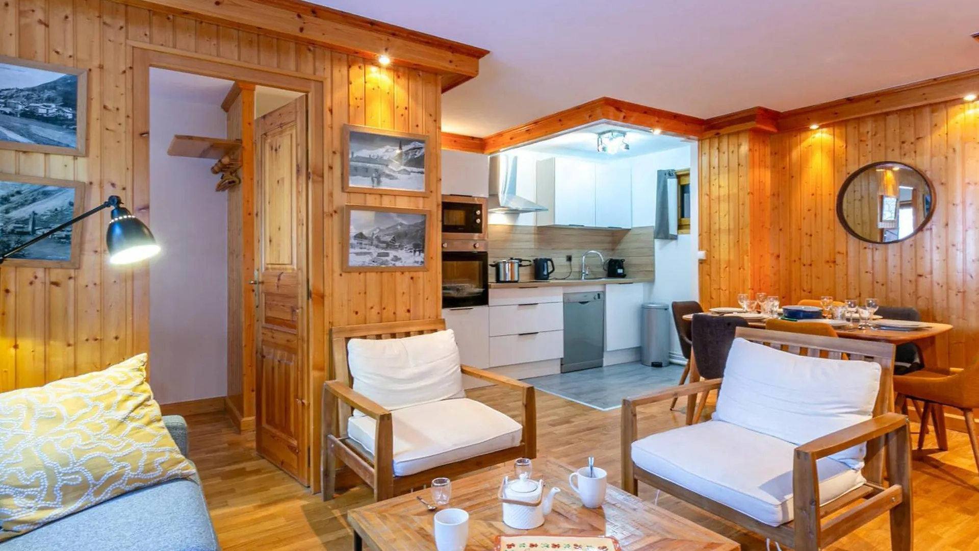 Appartement Elegant Avec Wifi, Au Centre, Pied Des Pistes, Parking Couvert, Balcon Sud/Est, 6 Pers. - Fr-1-694-98 Val-dʼIsère